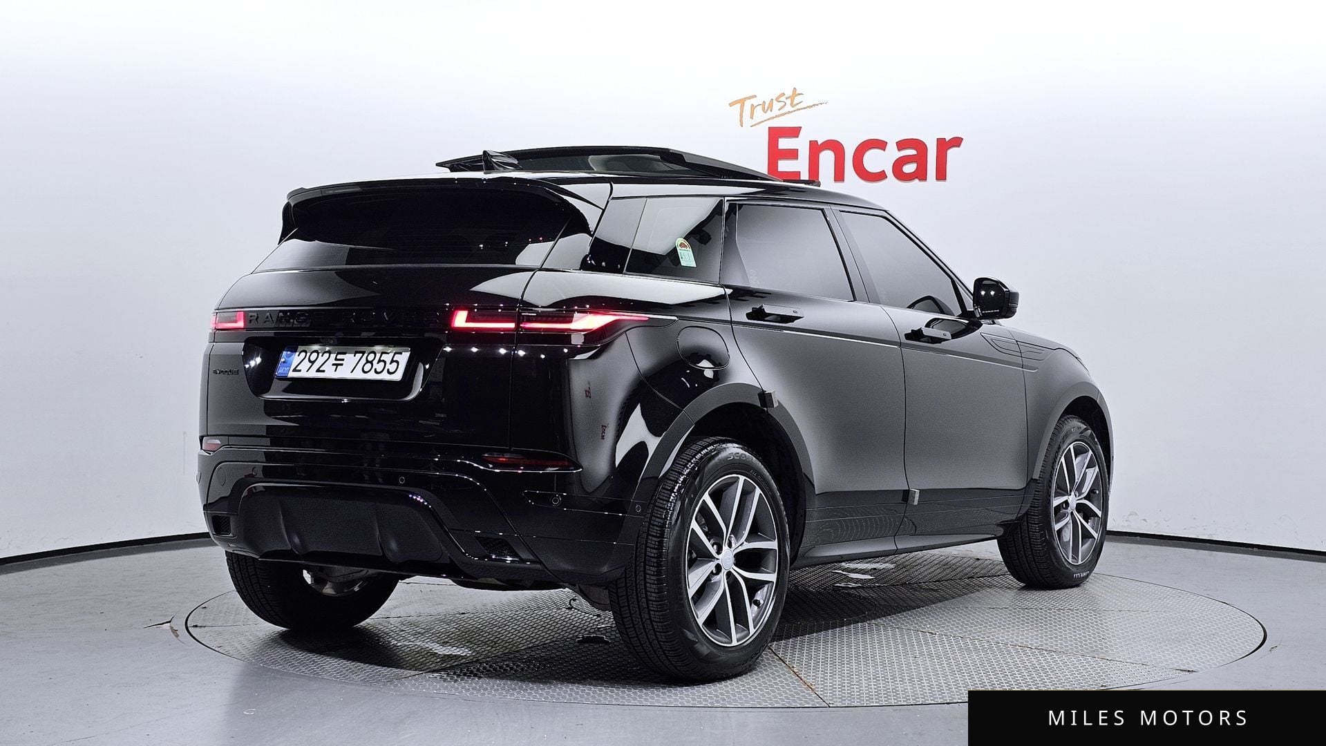 Land Rover Range Rover Evoque 2024 — миниатюра 2