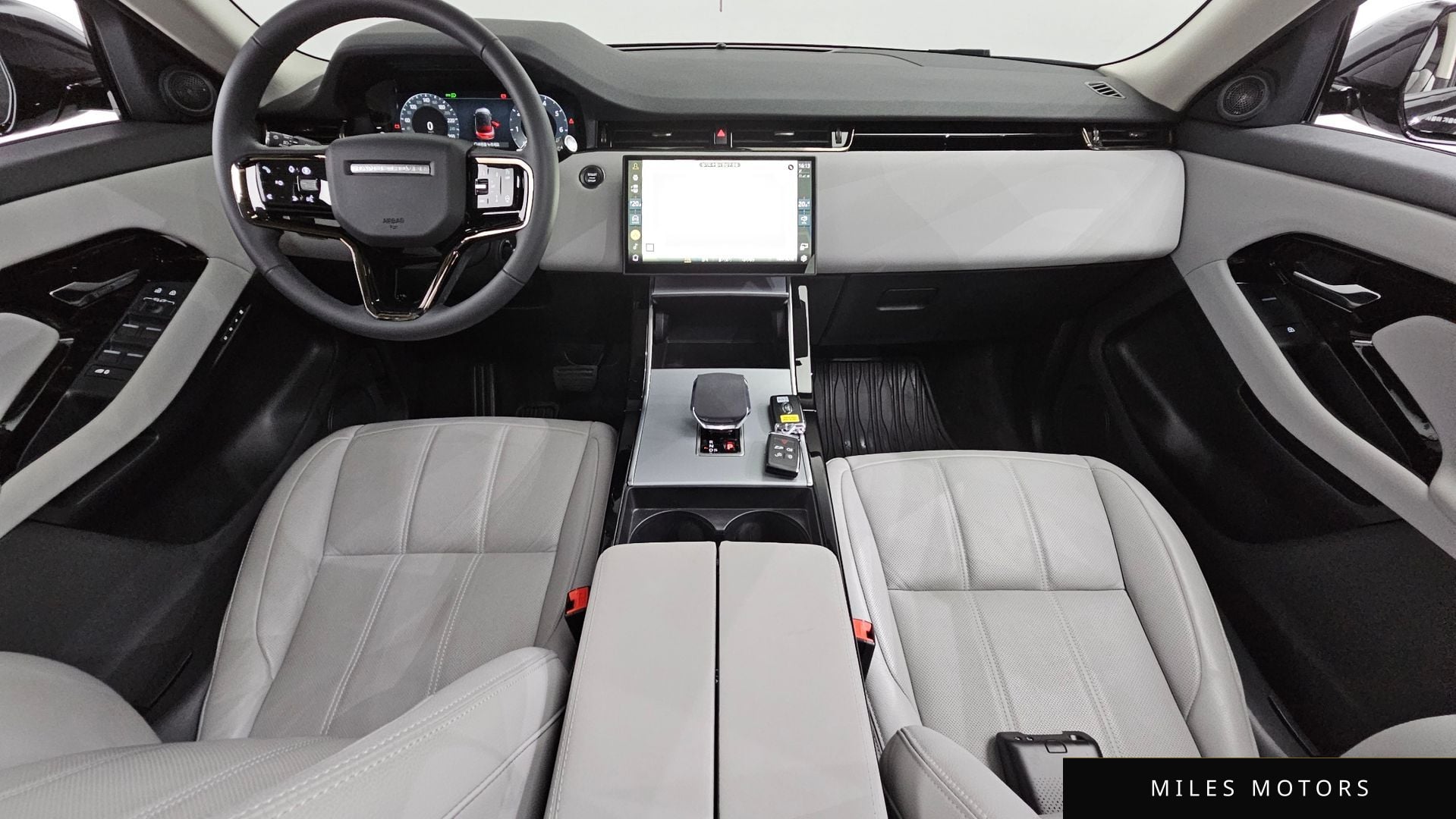 Land Rover Range Rover Evoque 2024 — миниатюра 7
