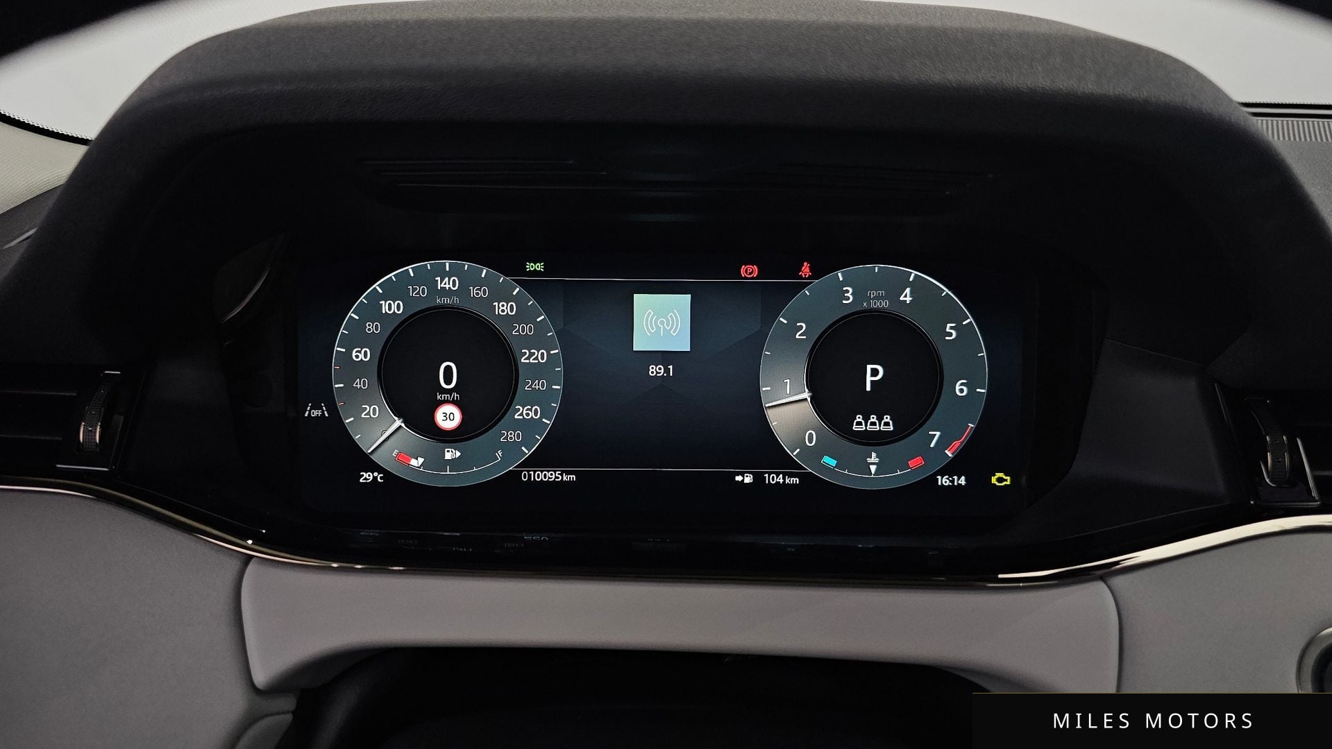 Land Rover Range Rover Evoque 2024 — миниатюра 8