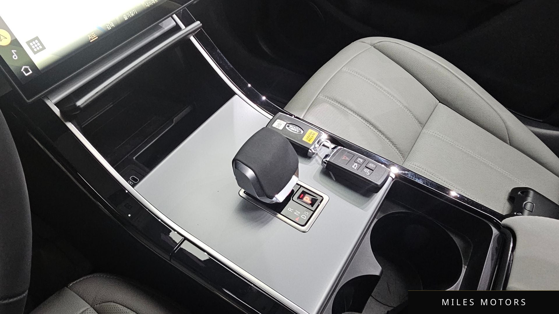 Land Rover Range Rover Evoque 2024 — миниатюра 9