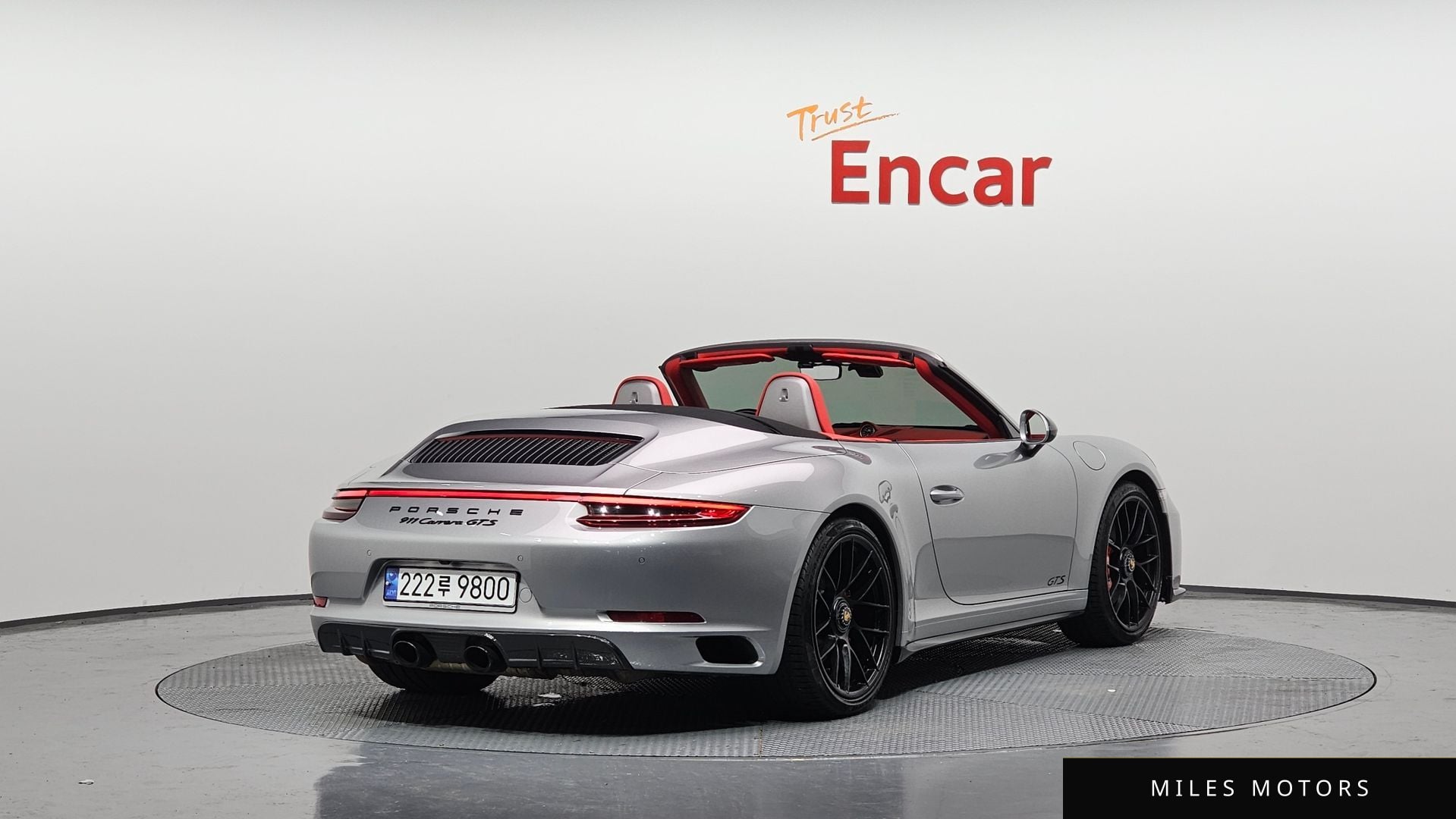 Porsche 911 2018 — миниатюра 2
