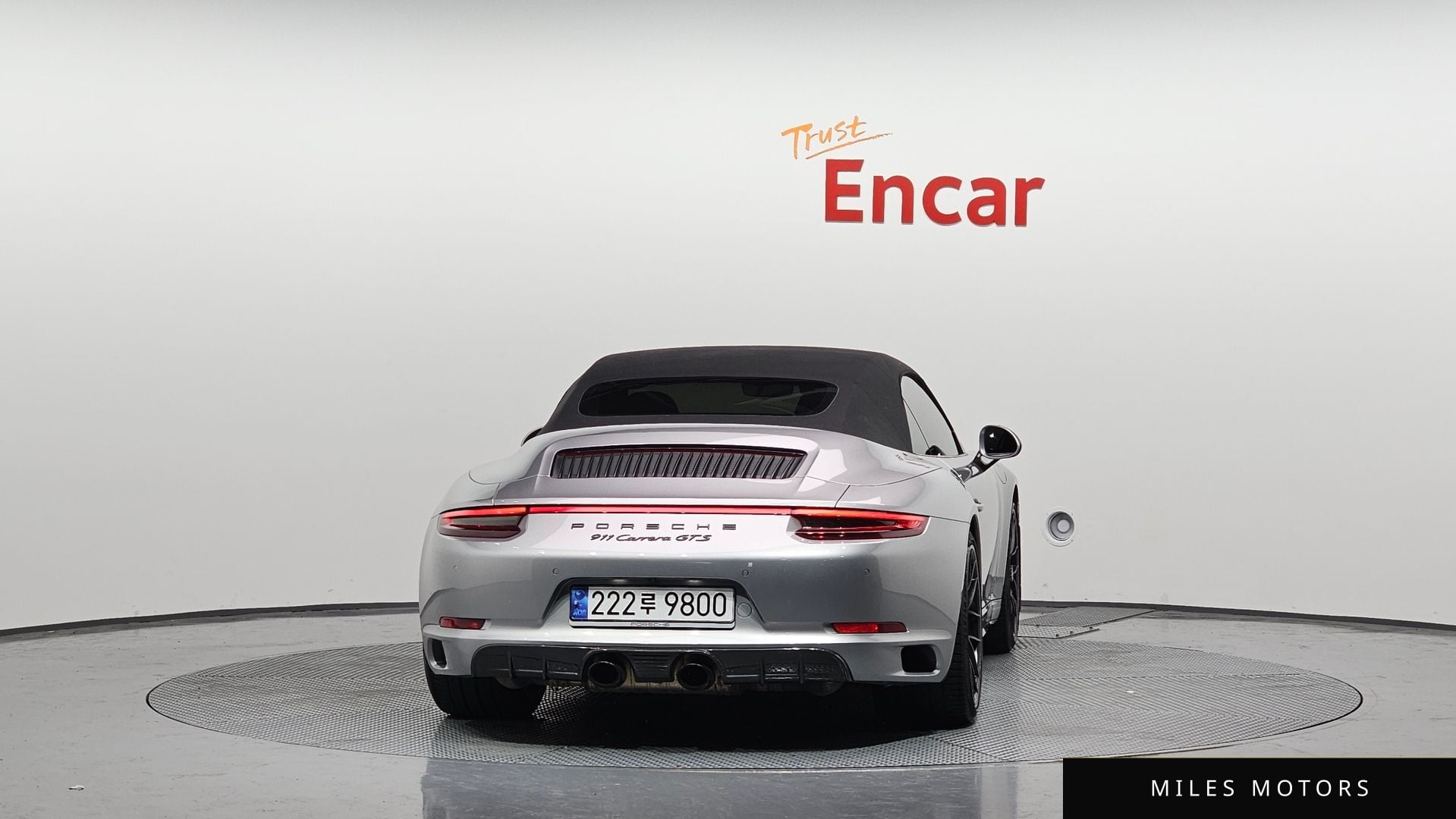 Porsche 911 2018 — миниатюра 4