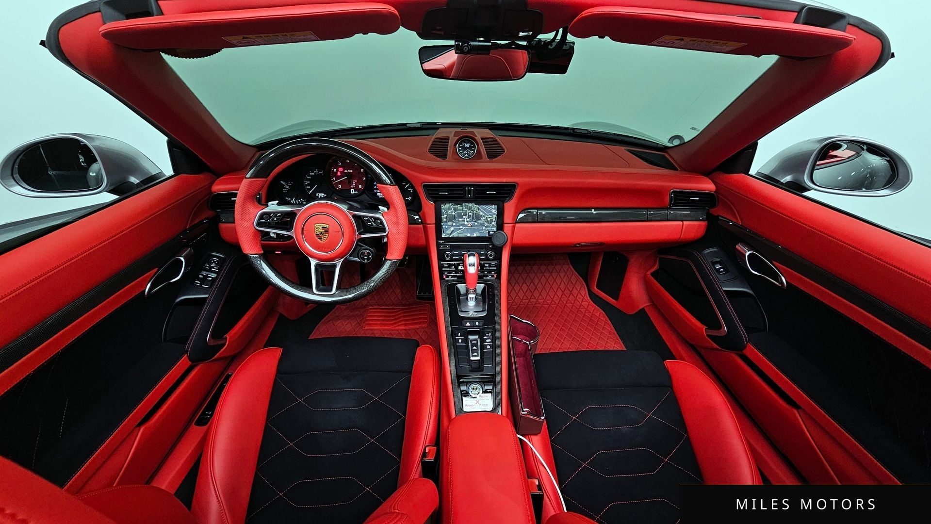 Porsche 911 2018 — миниатюра 7