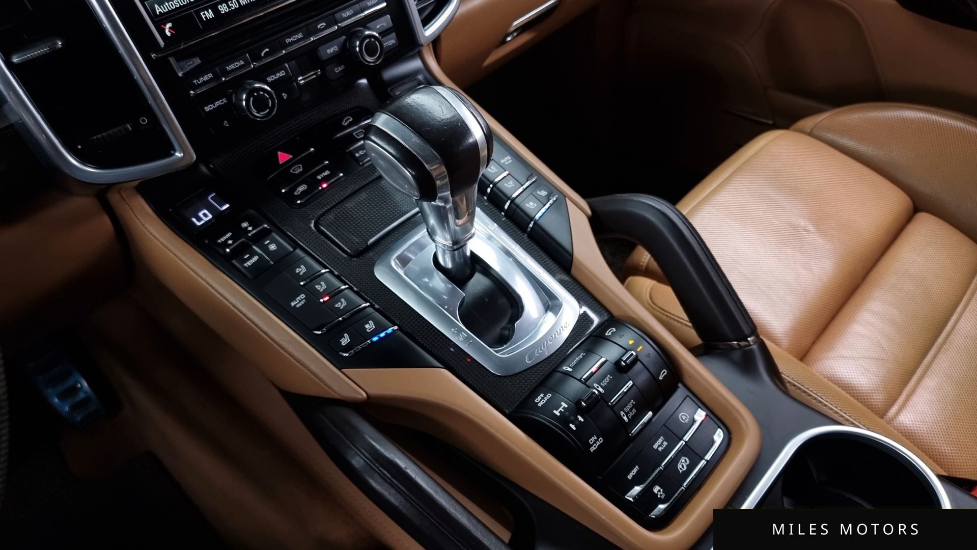 Porsche Cayenne 2016 — миниатюра 9