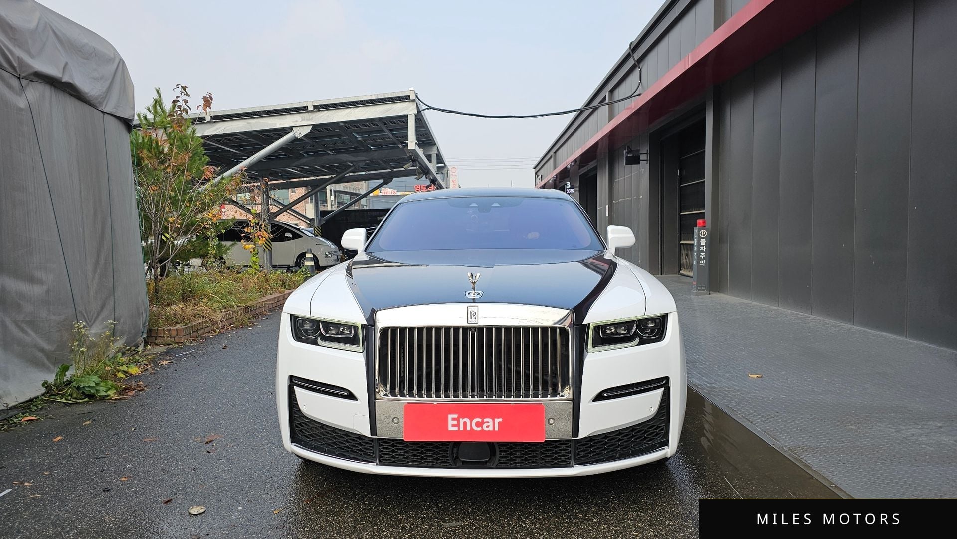 Rolls-Royce 고스트 2021 — миниатюра 3