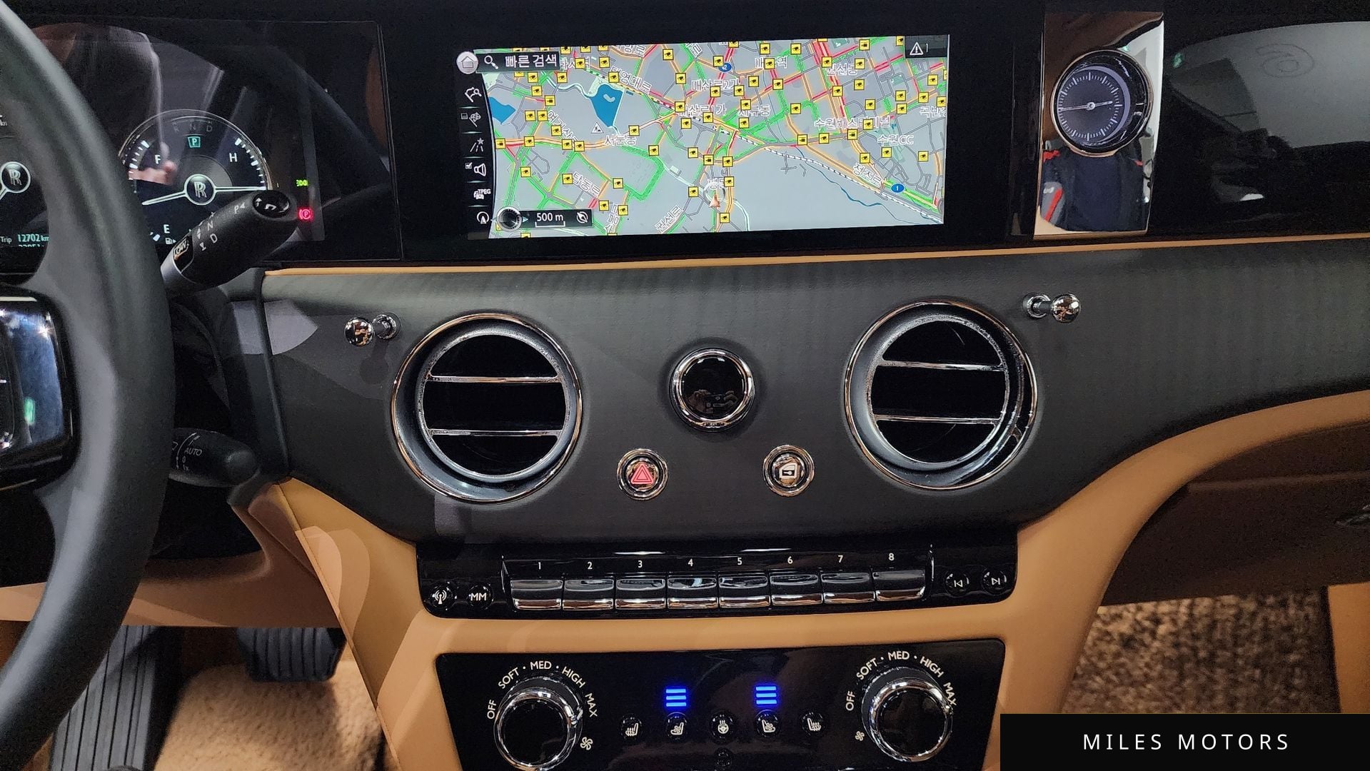 Rolls-Royce 고스트 2021 — миниатюра 14