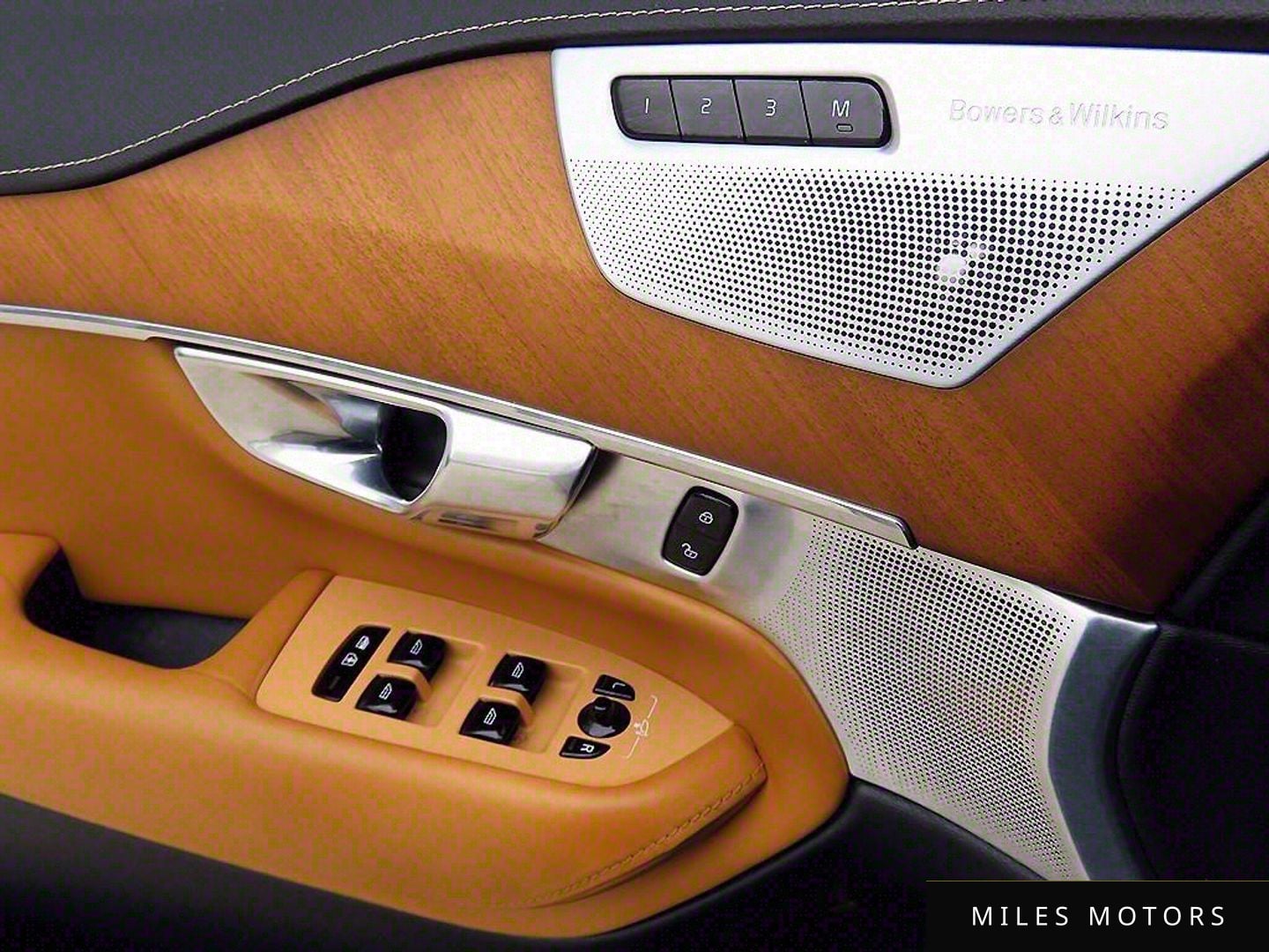 Volvo XC90 2018 — миниатюра 12
