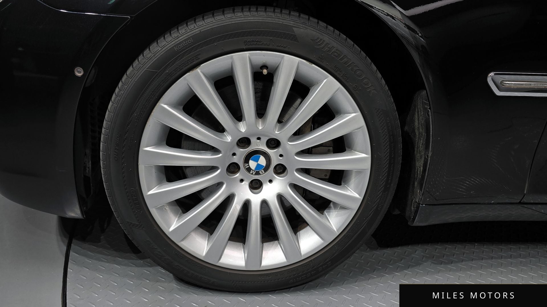 BMW 7 Series (F01) 2009 — миниатюра 5