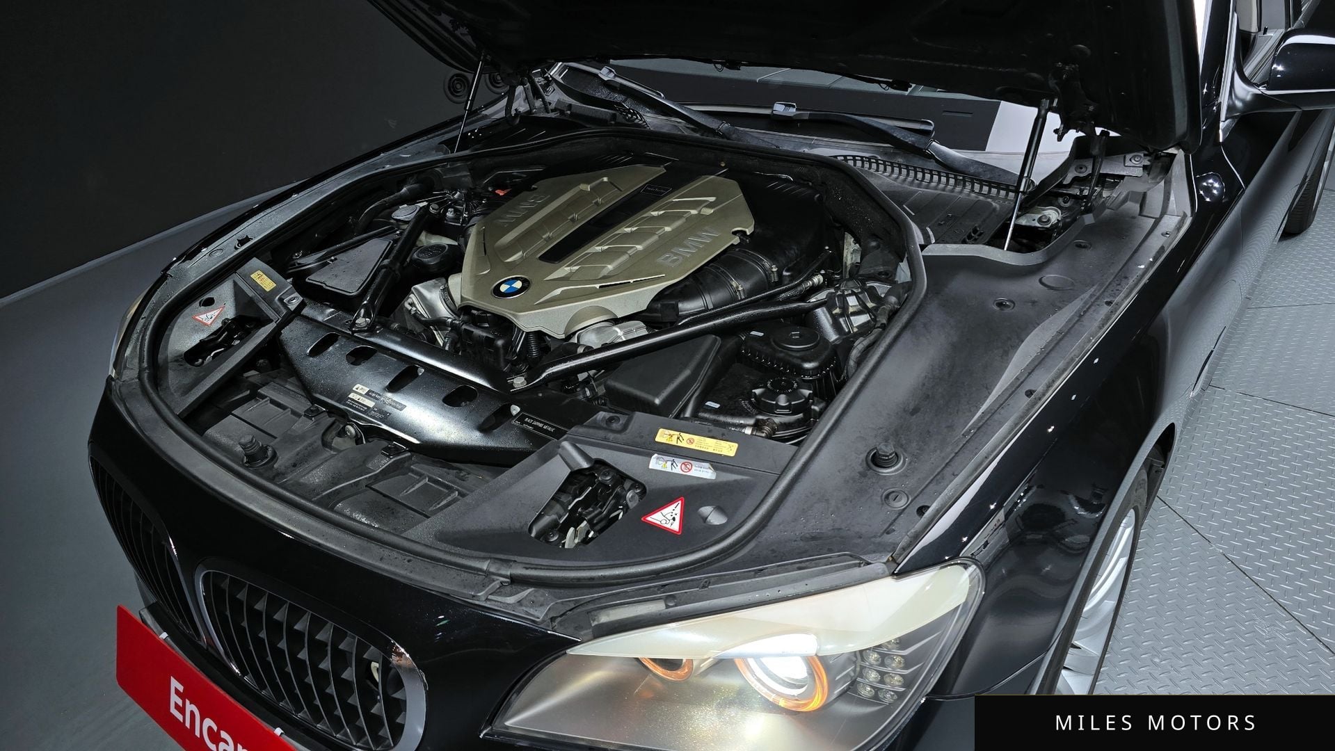 BMW 7 Series (F01) 2009 — миниатюра 6