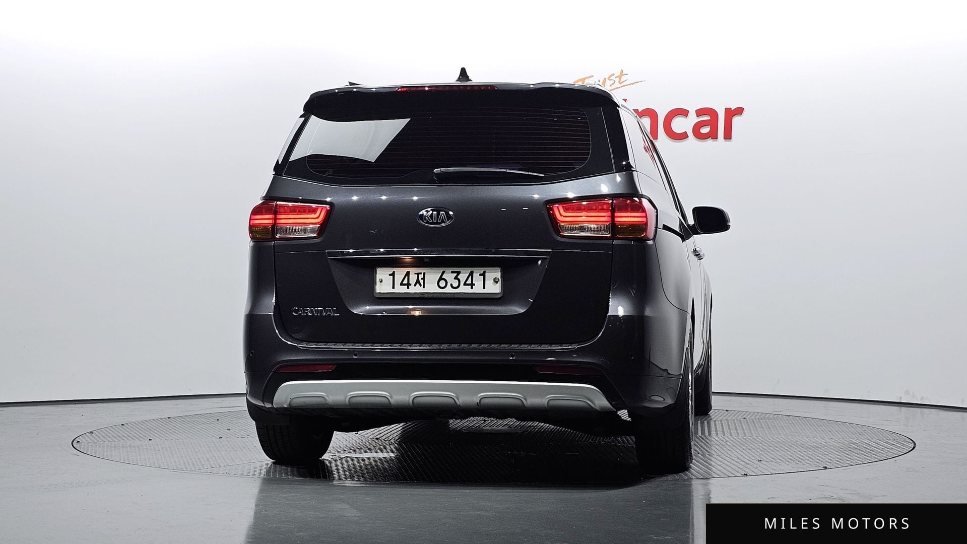 Kia Canival 2015 — миниатюра 4