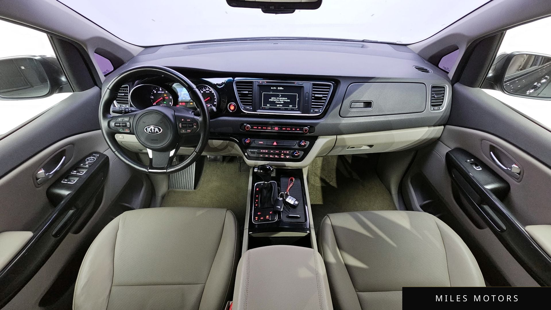Kia Canival 2015 — миниатюра 7