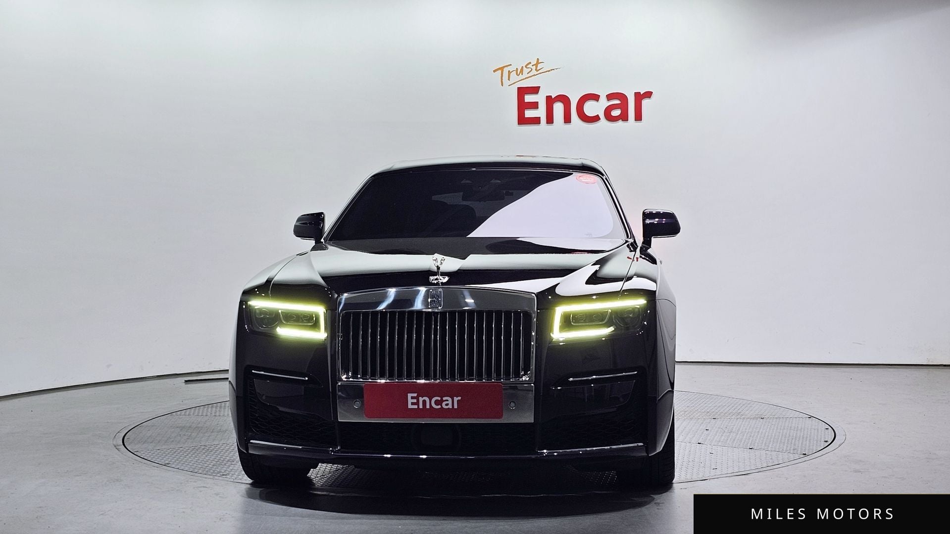 Rolls-Royce 고스트 2021 — миниатюра 3