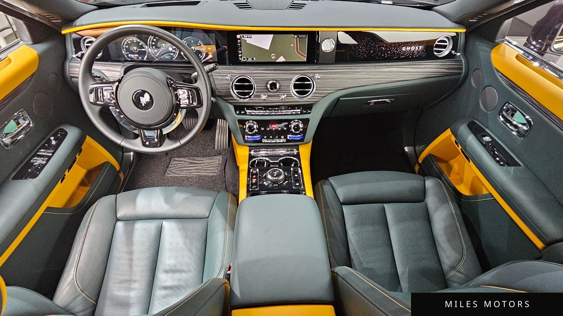 Rolls-Royce 고스트 2021 — миниатюра 7