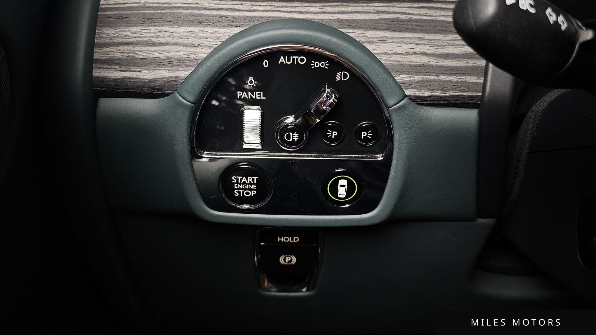 Rolls-Royce 고스트 2021 — миниатюра 17