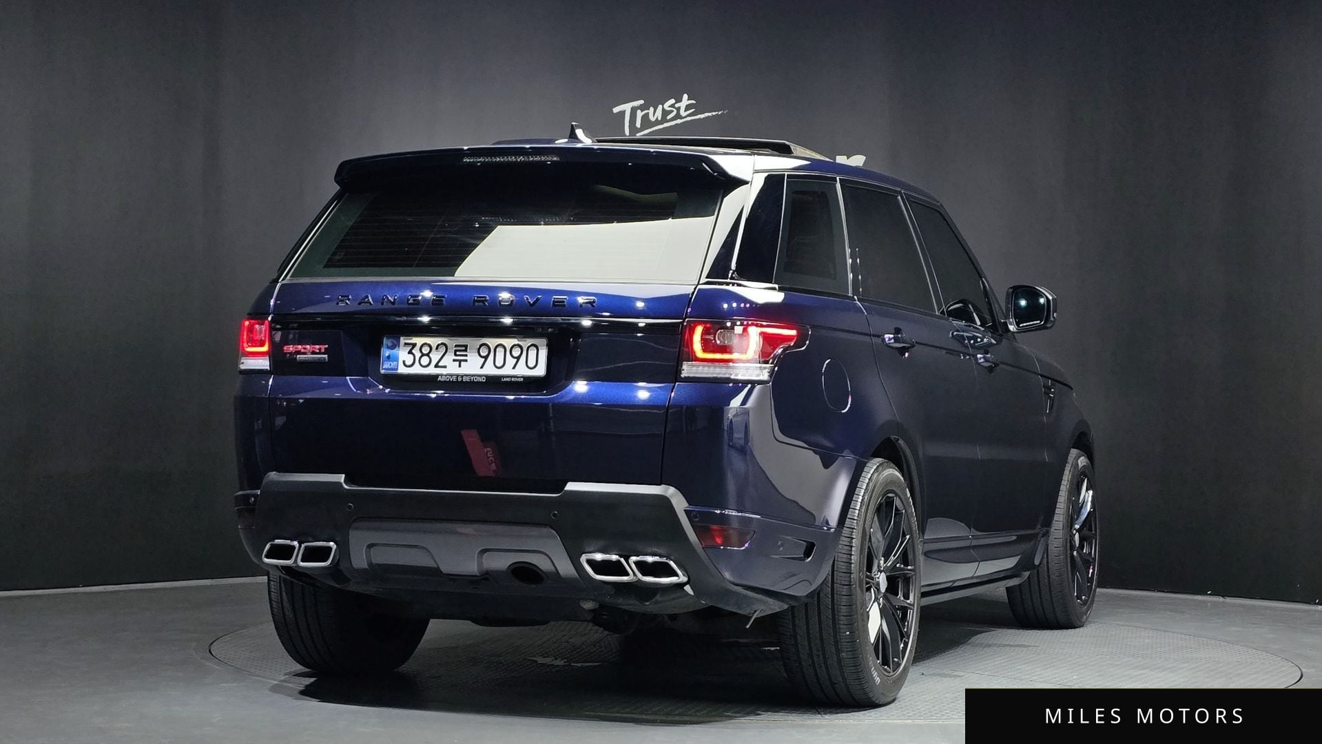 Land Rover Range Rover Sport 2017 — миниатюра 2
