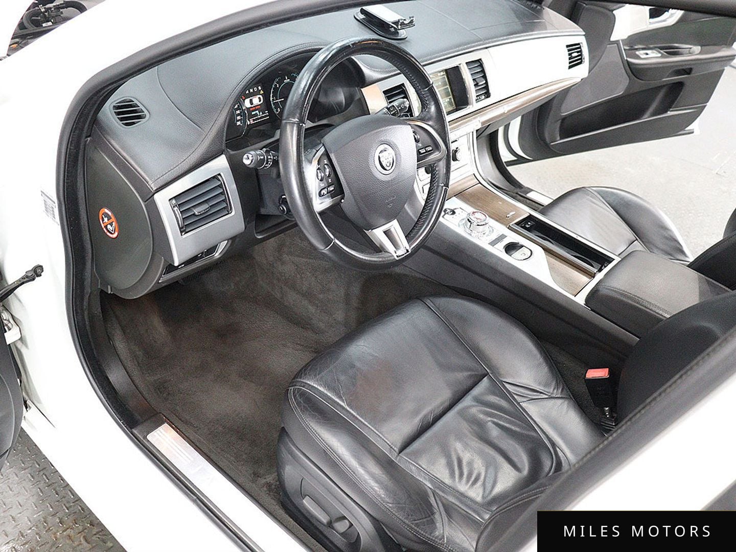 Jaguar New XF 2013 — миниатюра 18
