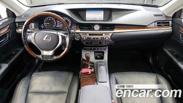 Лексус ES350 2015 — миниатюра 7