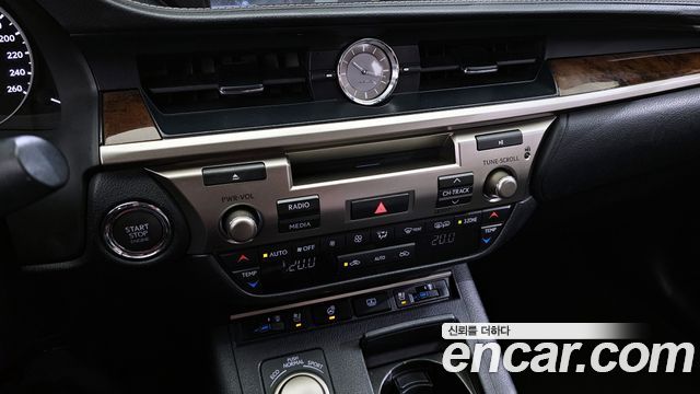 Лексус ES350 2015 — миниатюра 17
