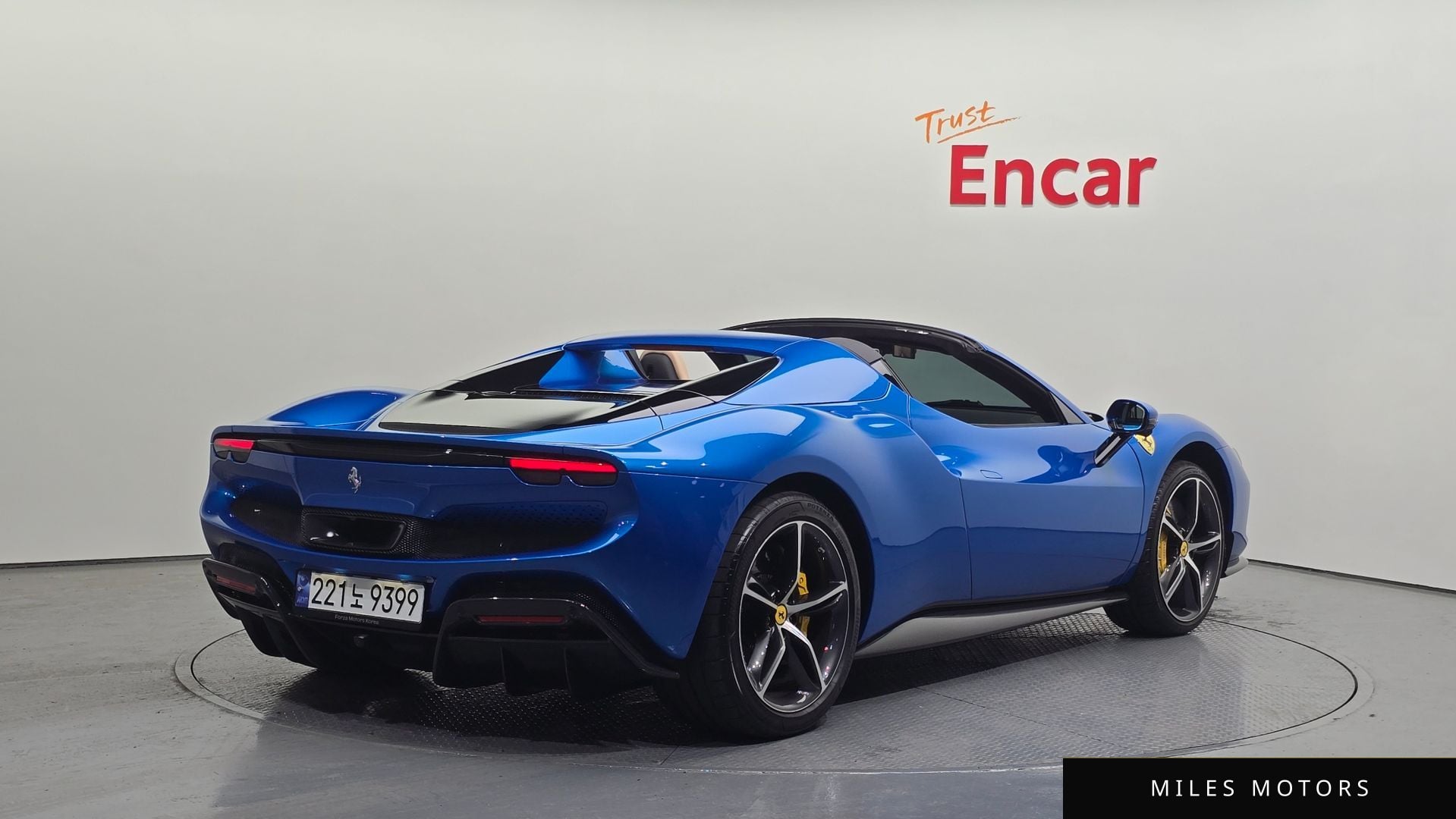 Ferrari 296 GTS 2024 — миниатюра 2