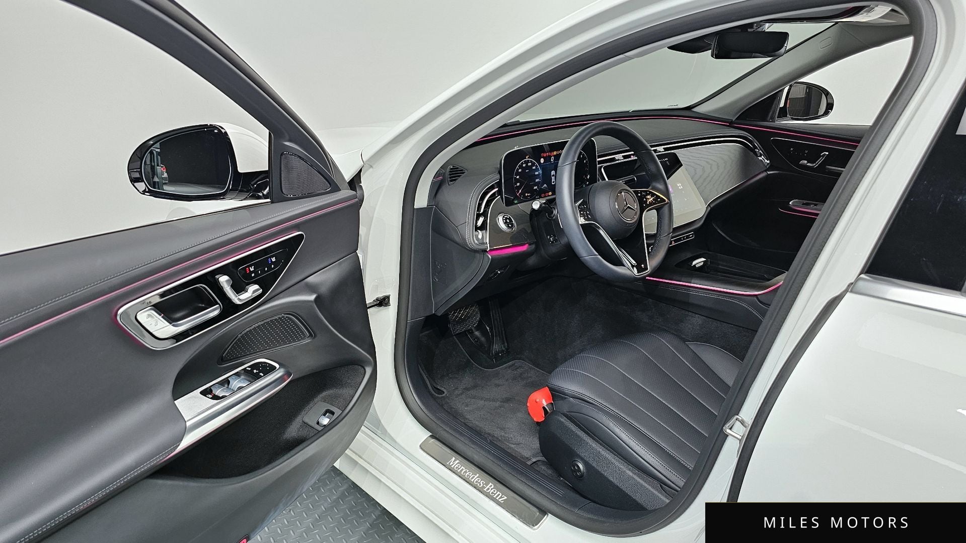 Mercedes-Benz E-Class W214 2025 — миниатюра 11