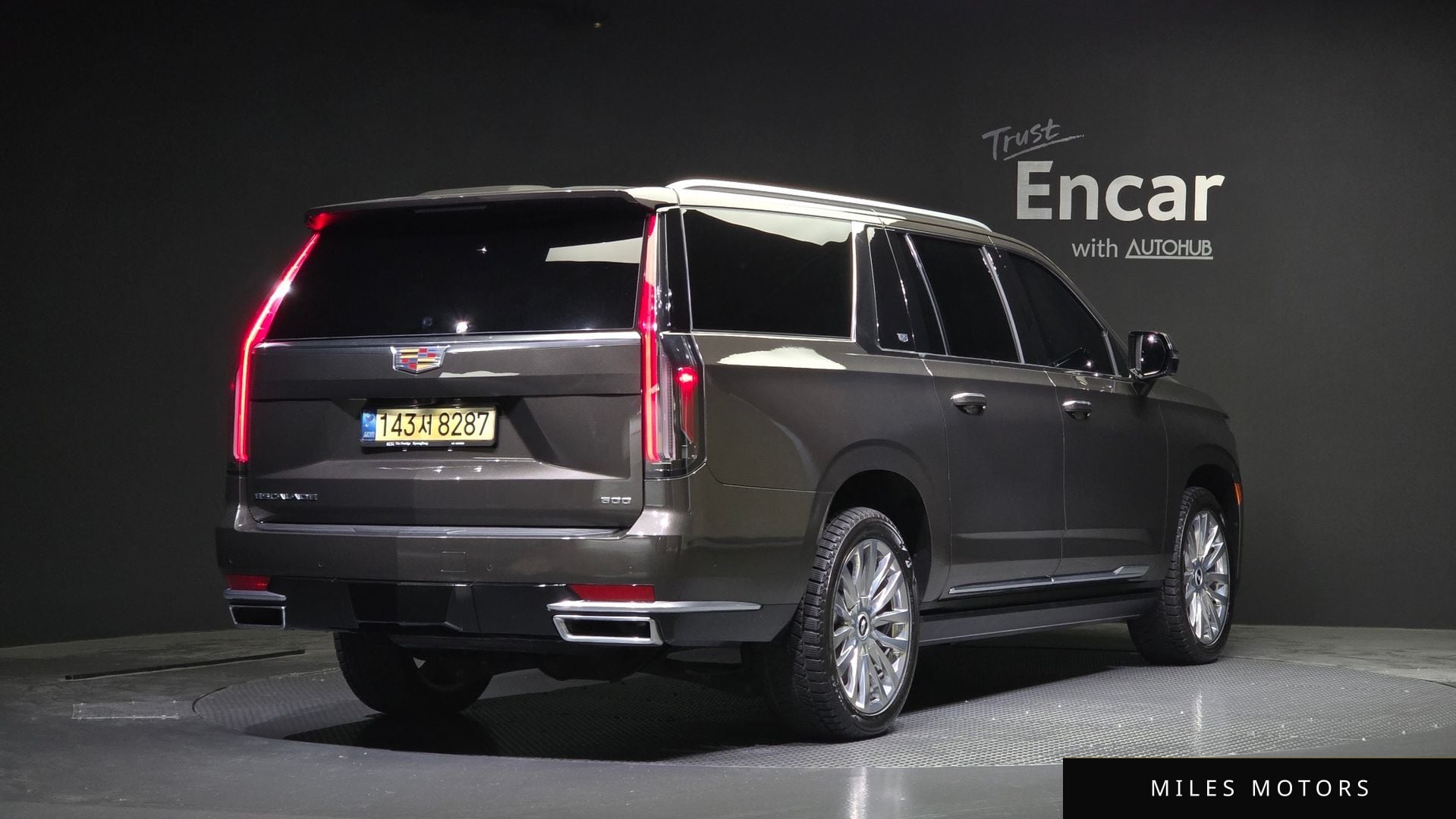Cadillac Escalade 2021 — миниатюра 2