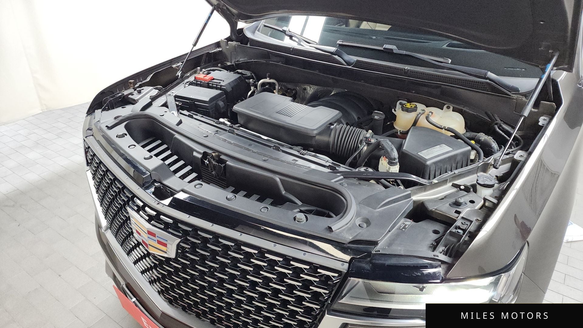 Cadillac Escalade 2021 — миниатюра 6