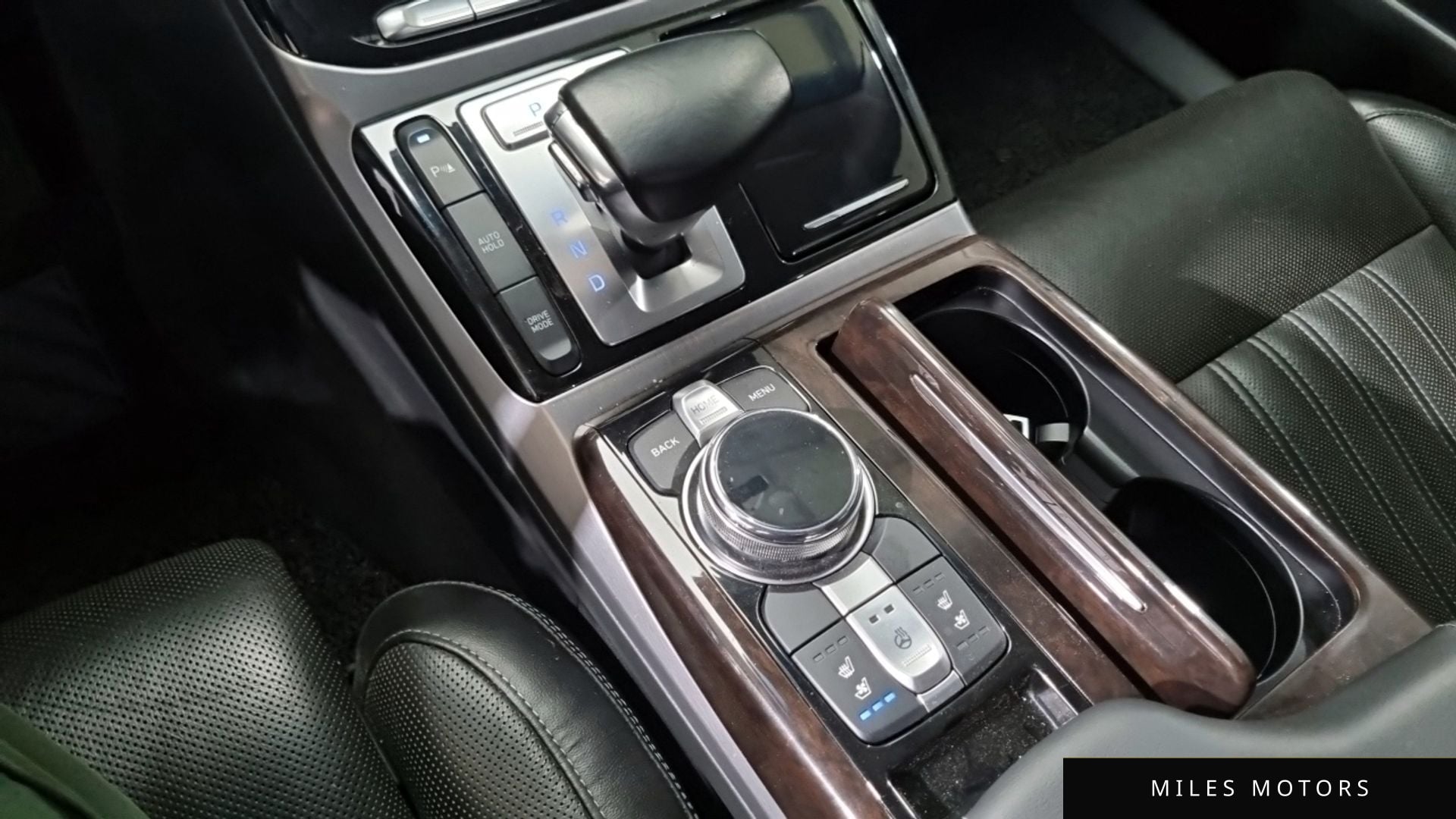 Genesis EQ900 2016 — миниатюра 9