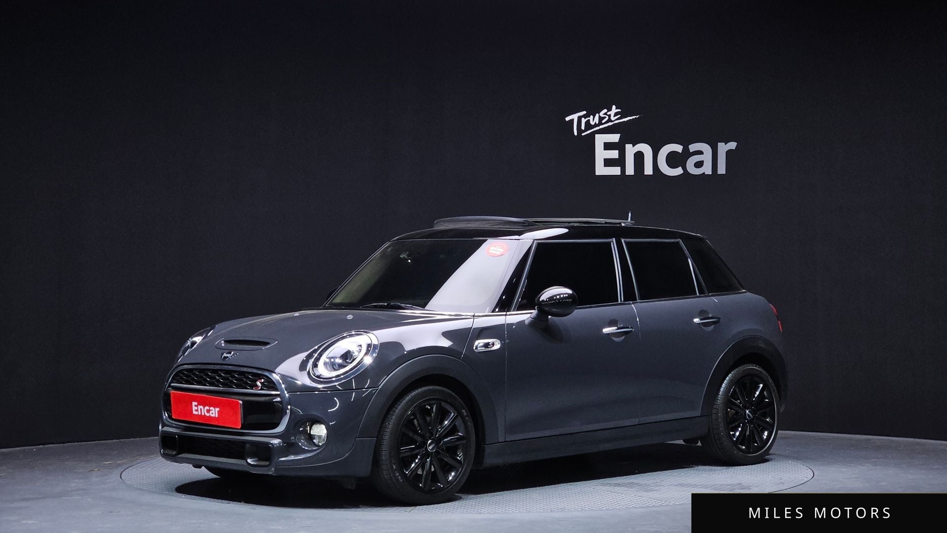 MINI Cooper S 2019 — фото 1 из 12