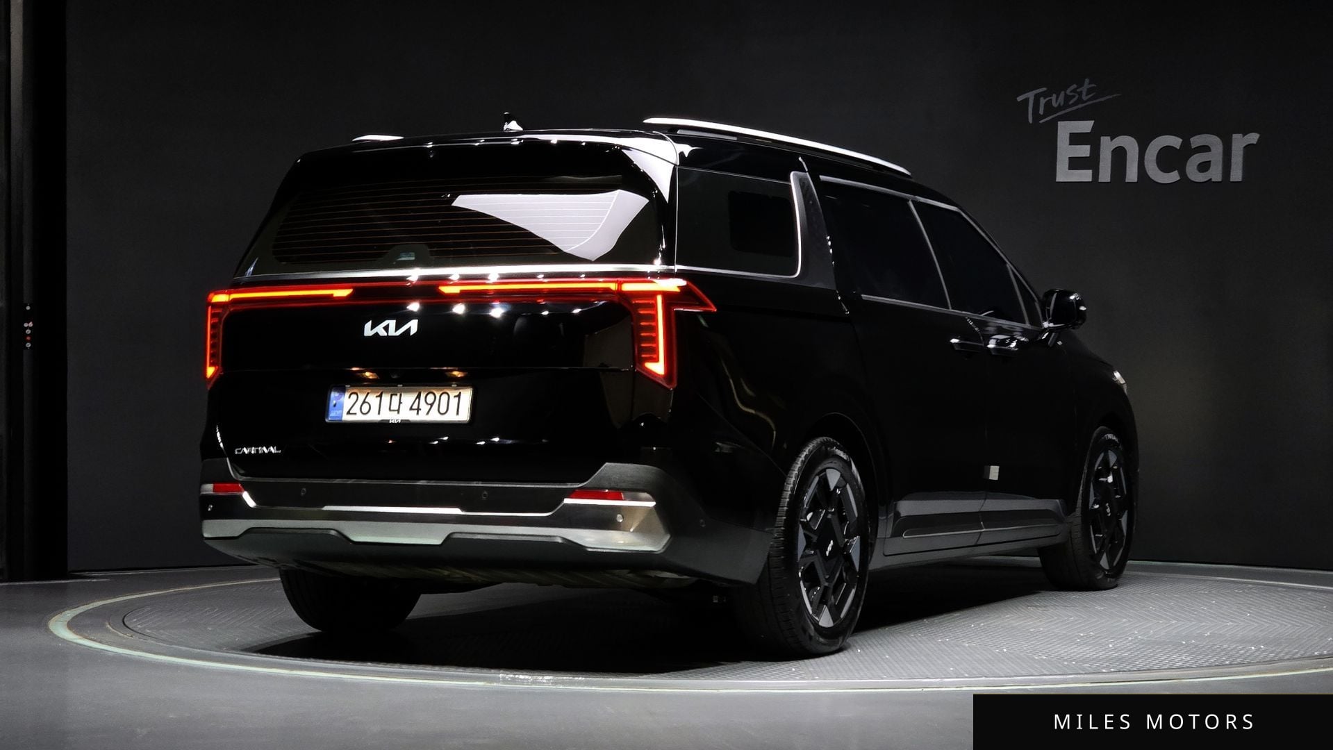 Kia Canival 2024 — миниатюра 2