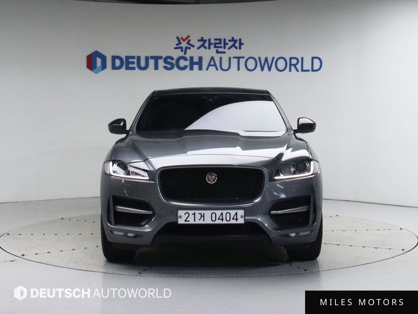 Jaguar F-PACE 2017 — миниатюра 3