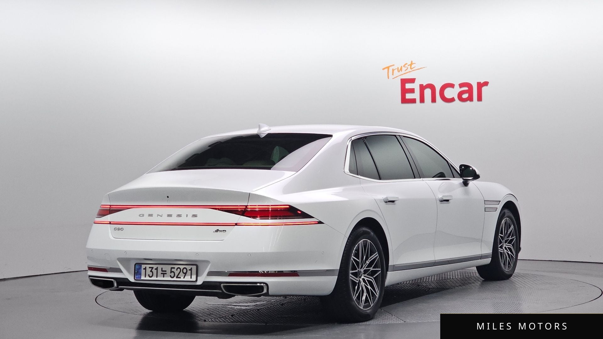 Genesis G90 (RS4) 2022 — миниатюра 2