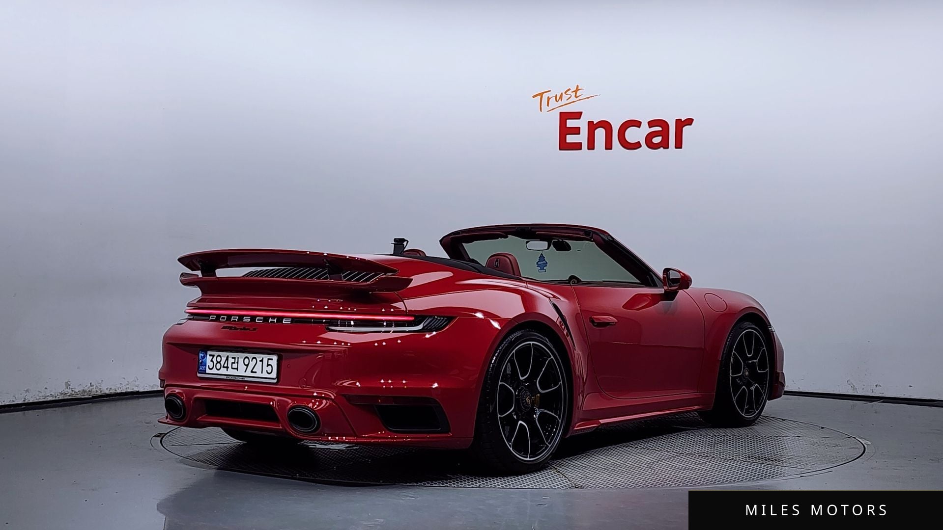 Porsche 911 (992) 2022 — миниатюра 2