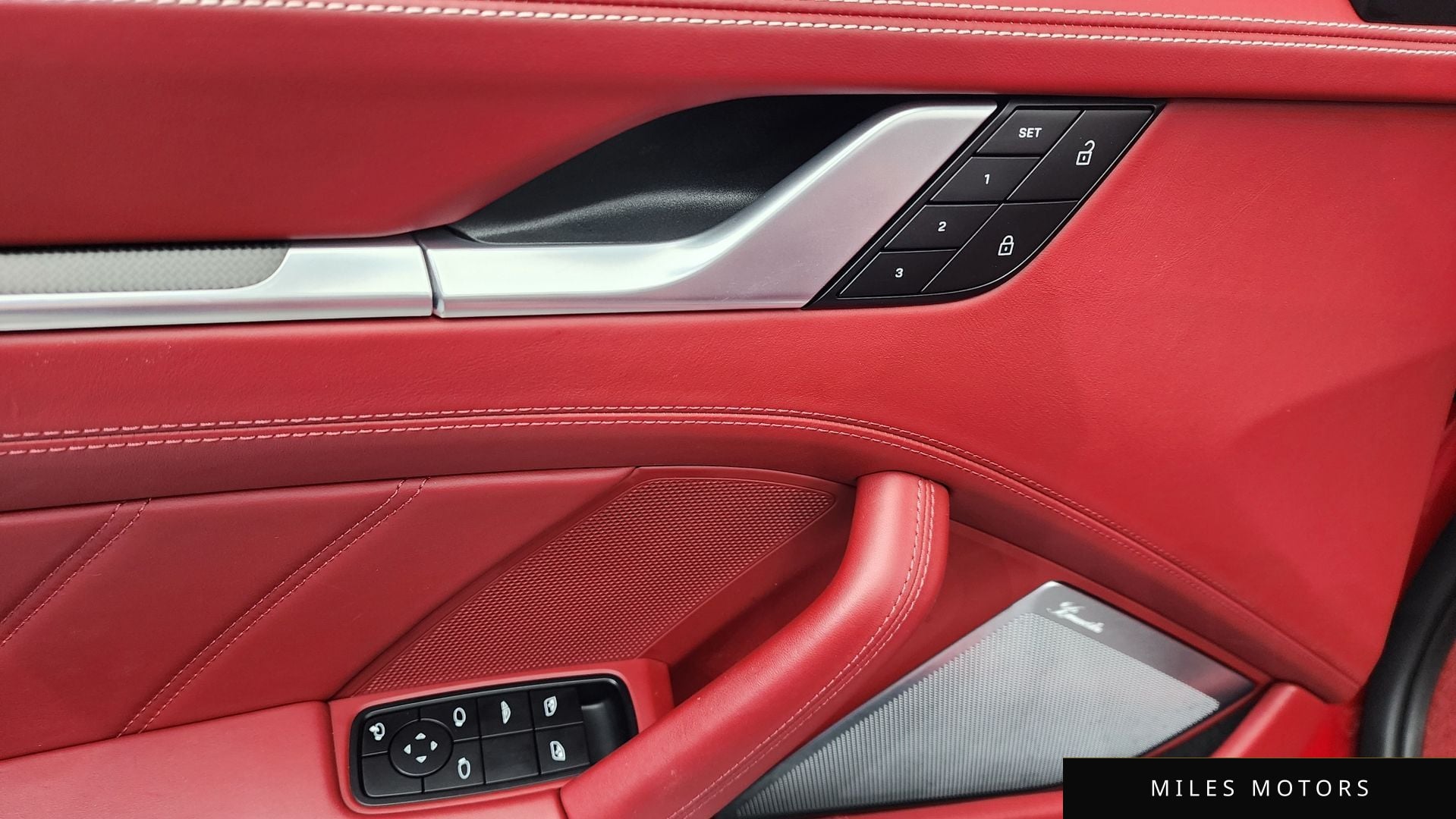 Porsche 911 (992) 2022 — миниатюра 14