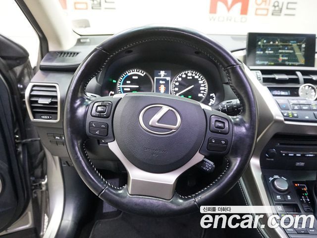 Лексус NX300h 2017 — миниатюра 18