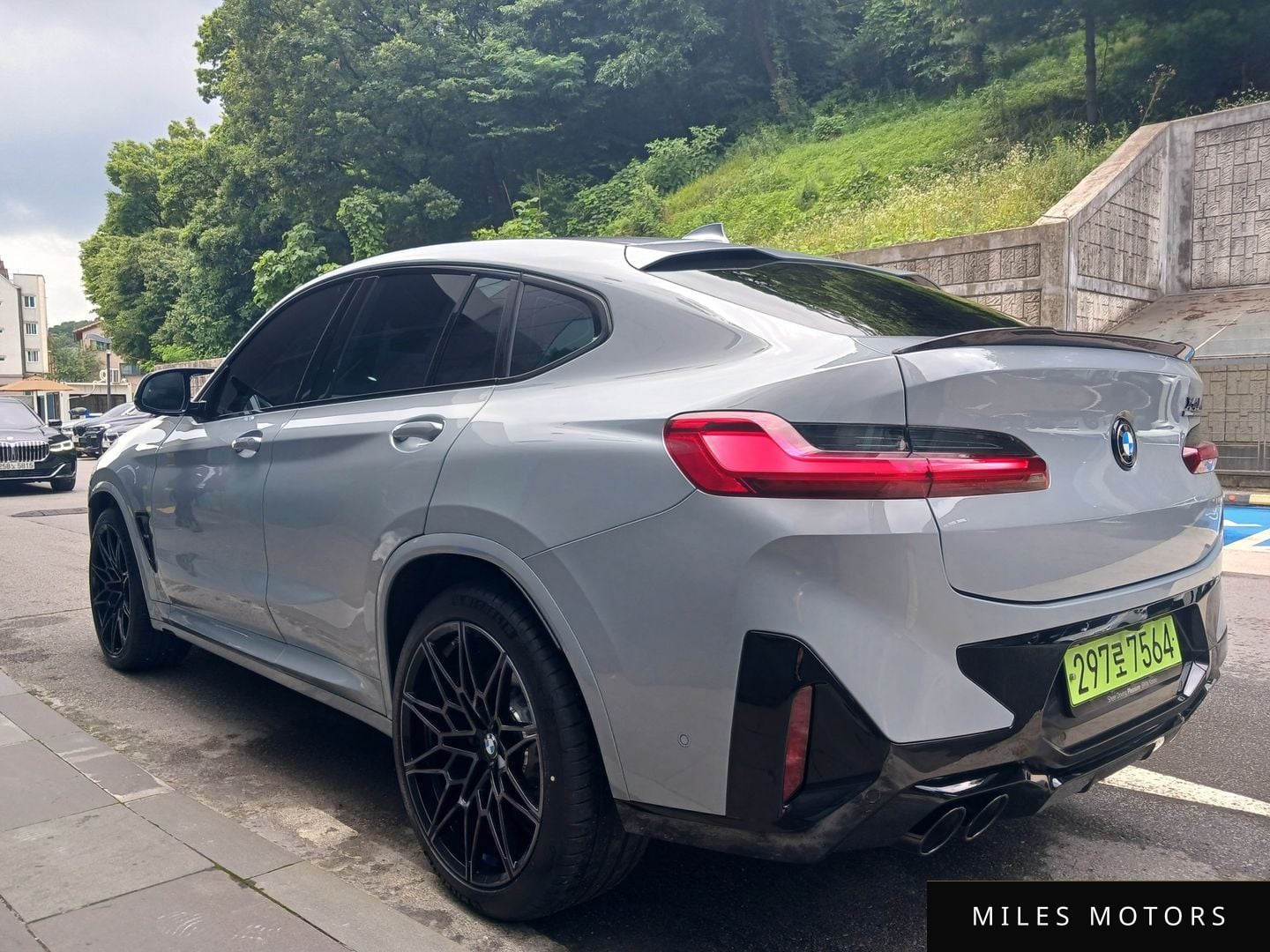 BMW X4M (G02) 2025 — миниатюра 4