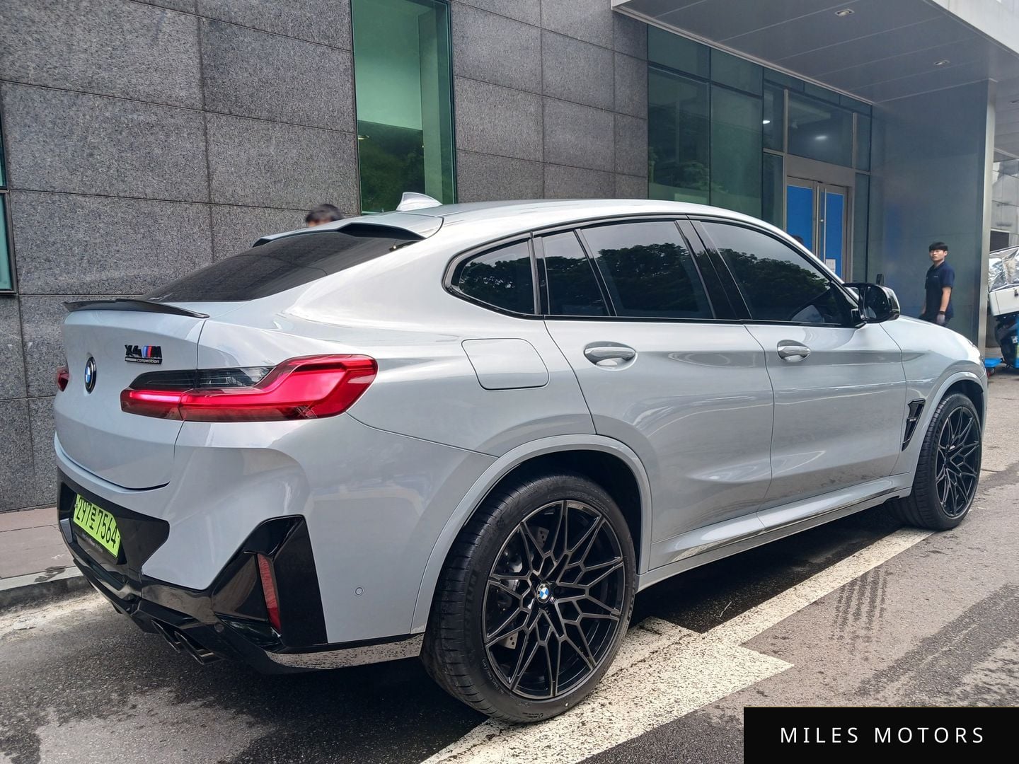 BMW X4M (G02) 2025 — миниатюра 6