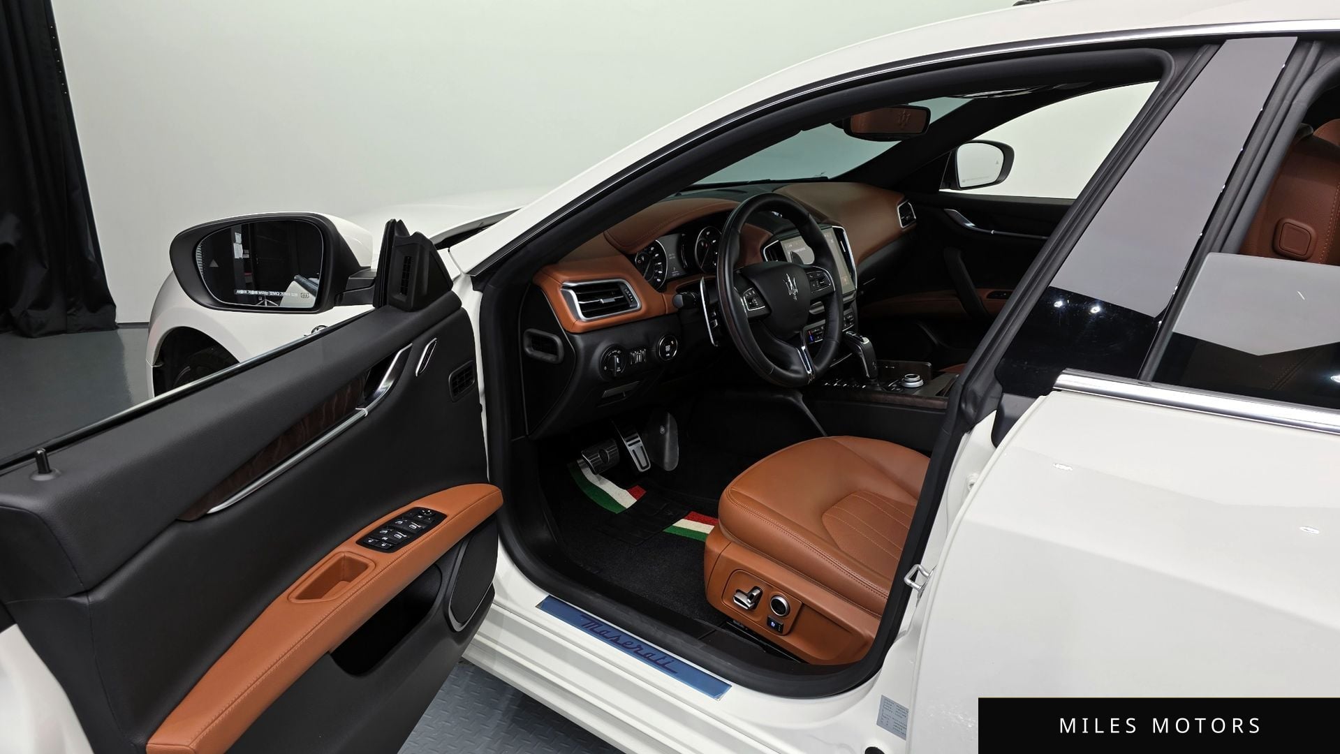 Maserati Ghibli 2022 — миниатюра 10