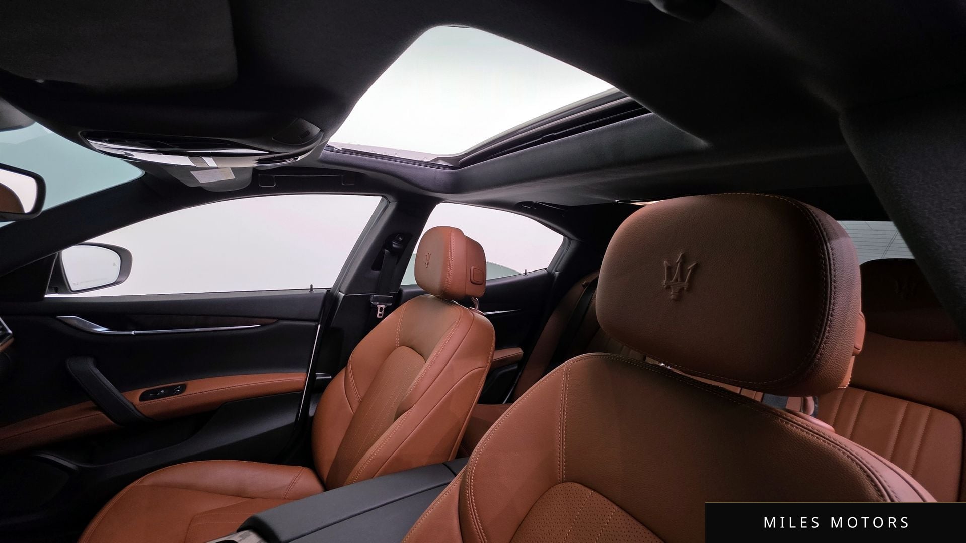 Maserati Ghibli 2022 — миниатюра 19