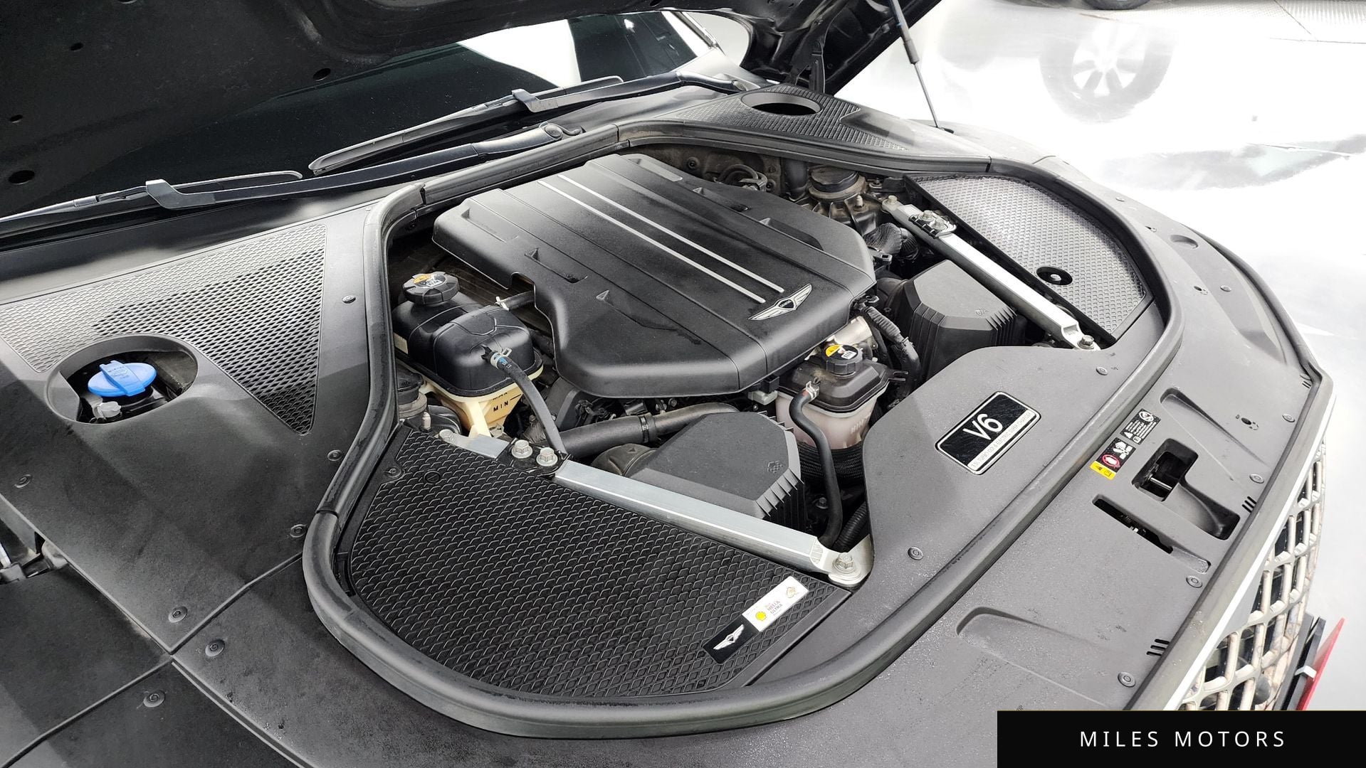 Genesis G90 (RS4) 2022 — миниатюра 6