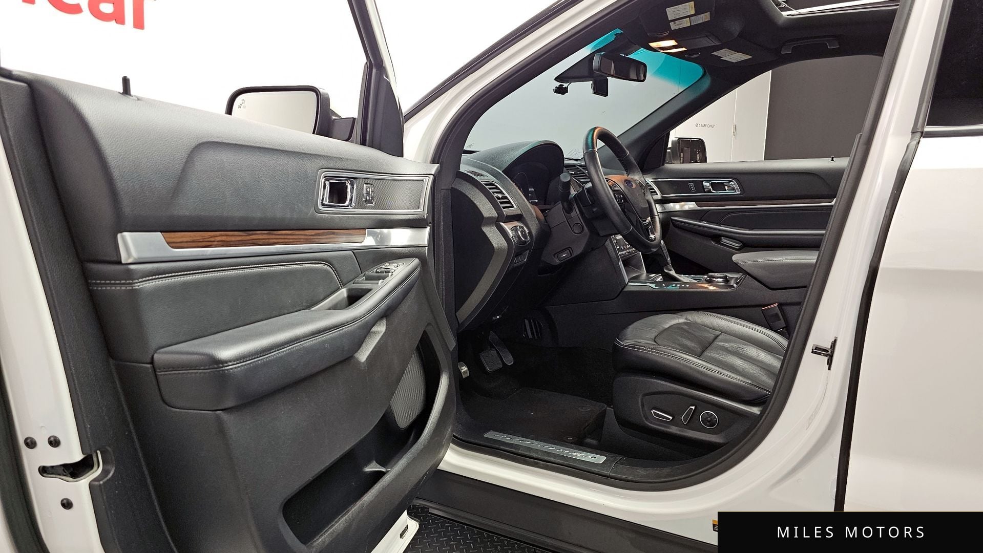 Ford Explorer 2017 — миниатюра 10