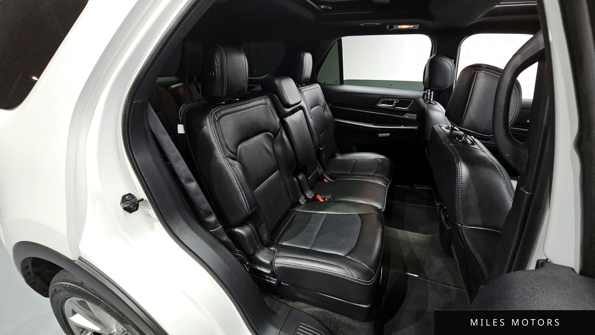 Ford Explorer 2017 — миниатюра 12
