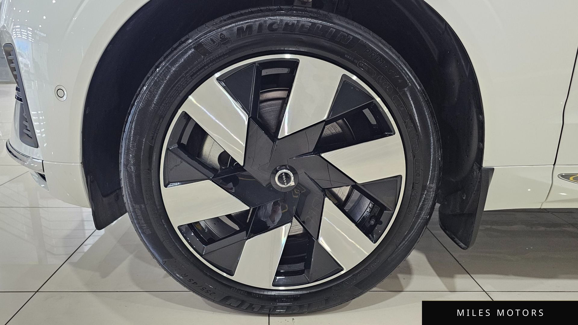 Volvo XC60 2025 — миниатюра 5