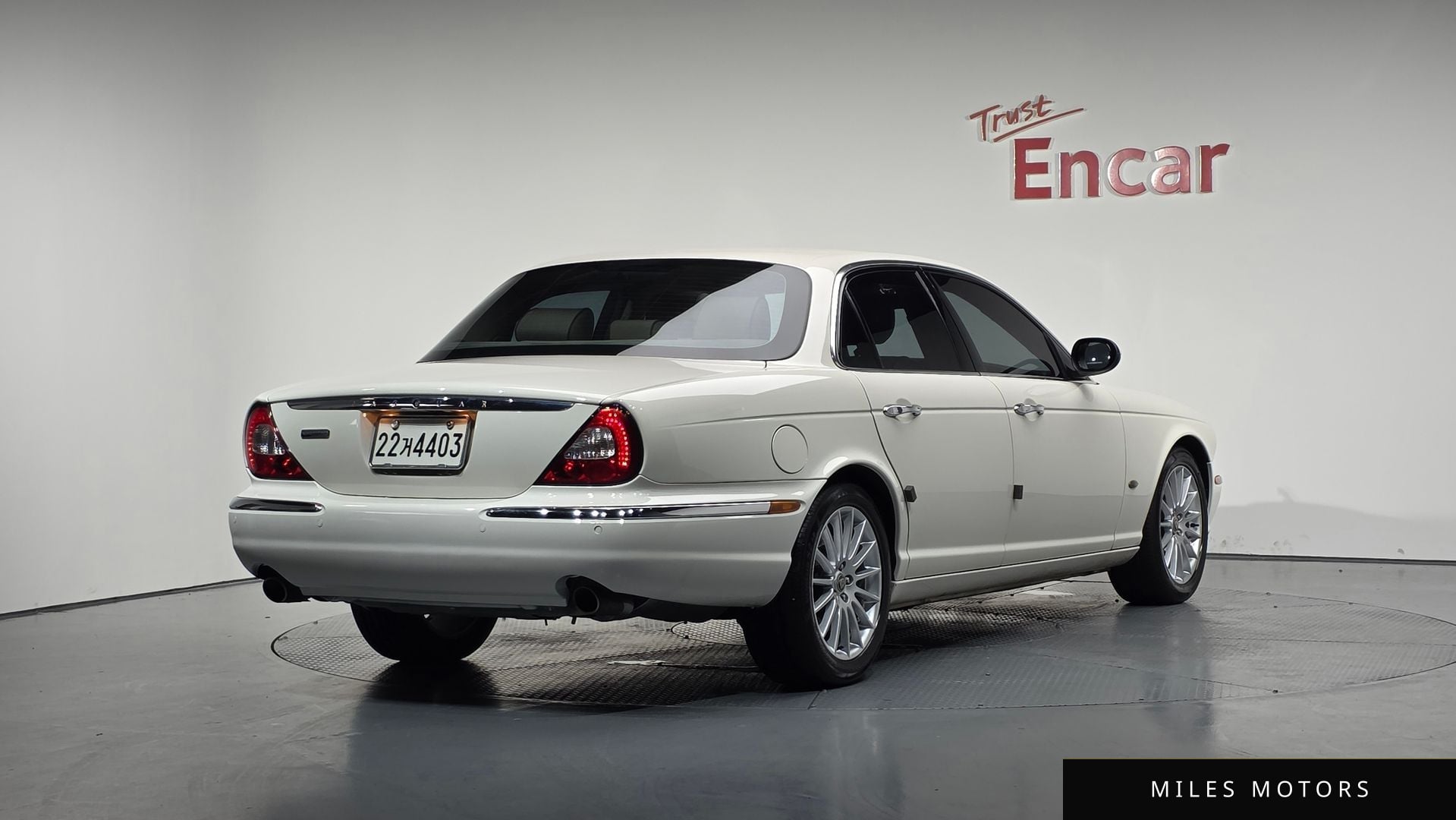 Jaguar New XJ 2007 — миниатюра 2