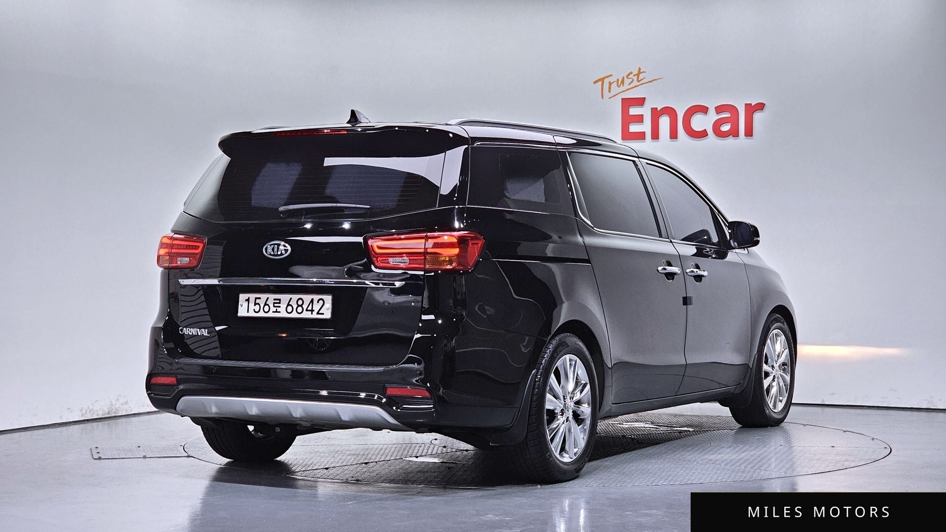 Kia Canival 2019 — миниатюра 2