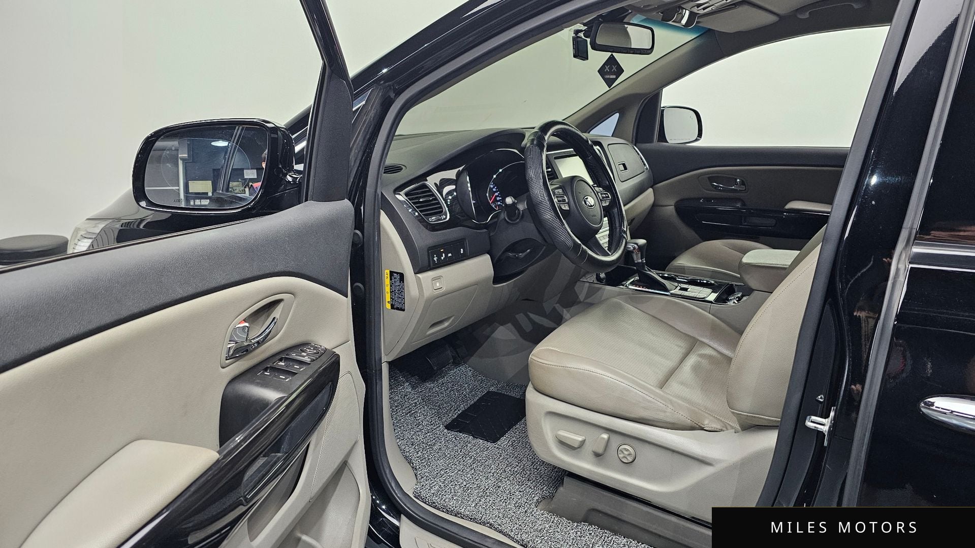 Kia Canival 2019 — миниатюра 10