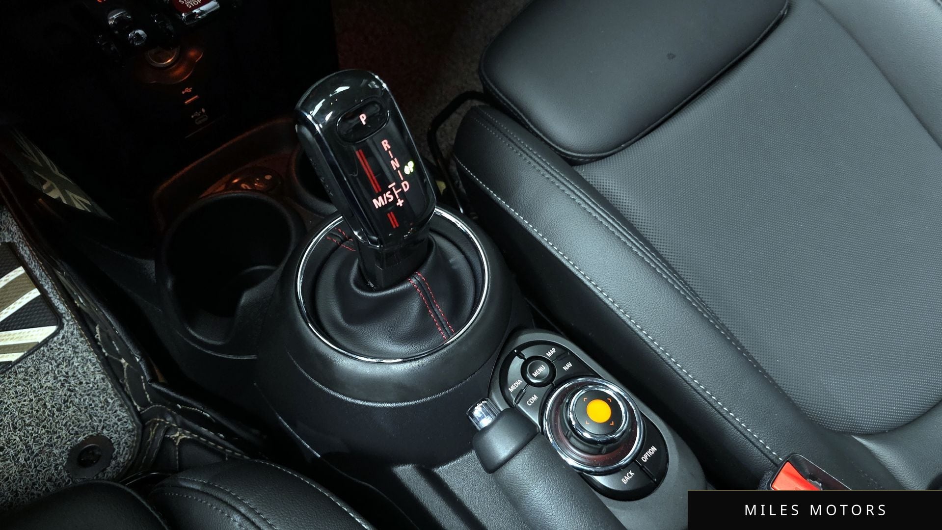 MINI Cooper S 2021 — миниатюра 9