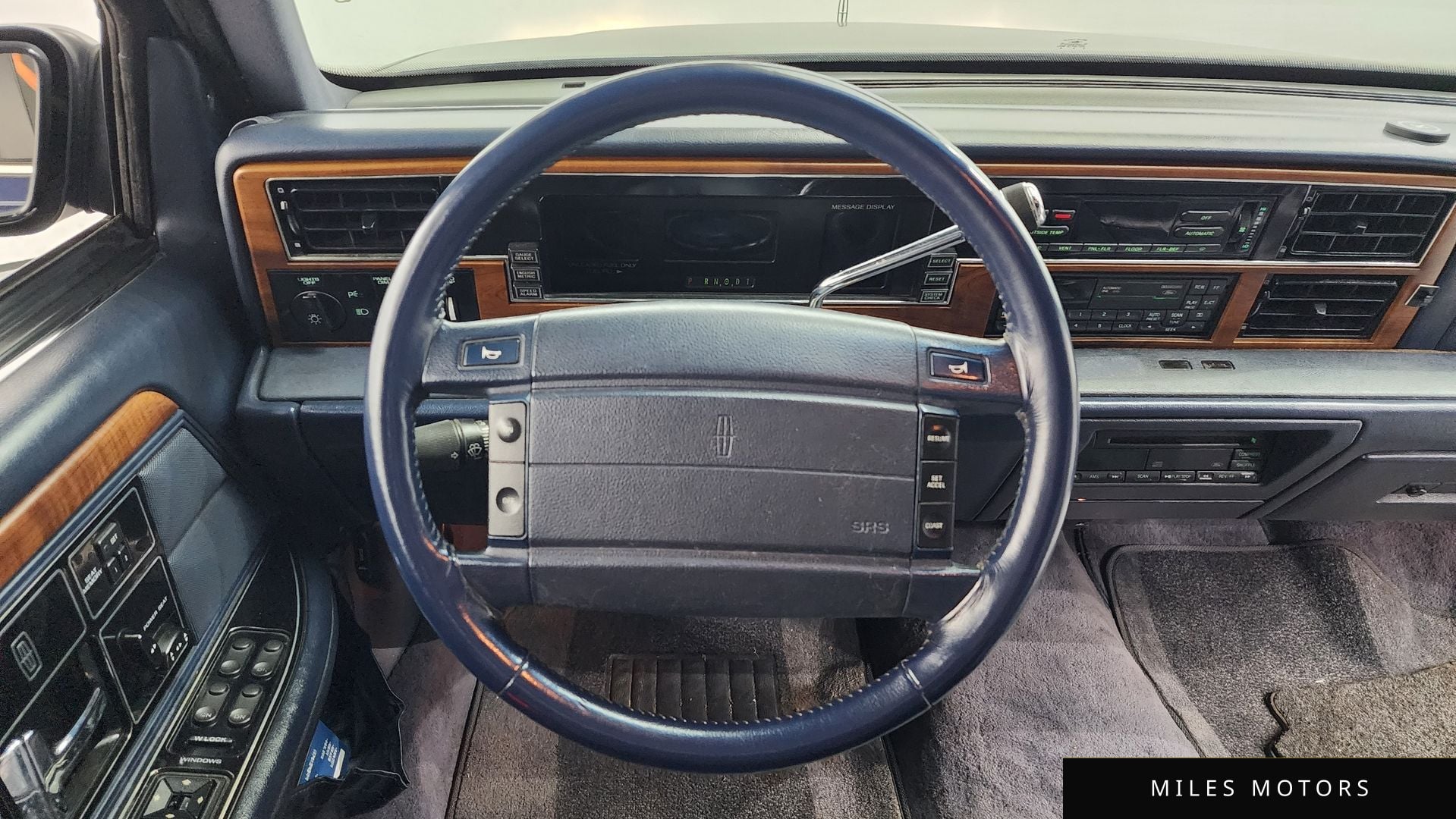 Lincoln Continental 1994 — миниатюра 13