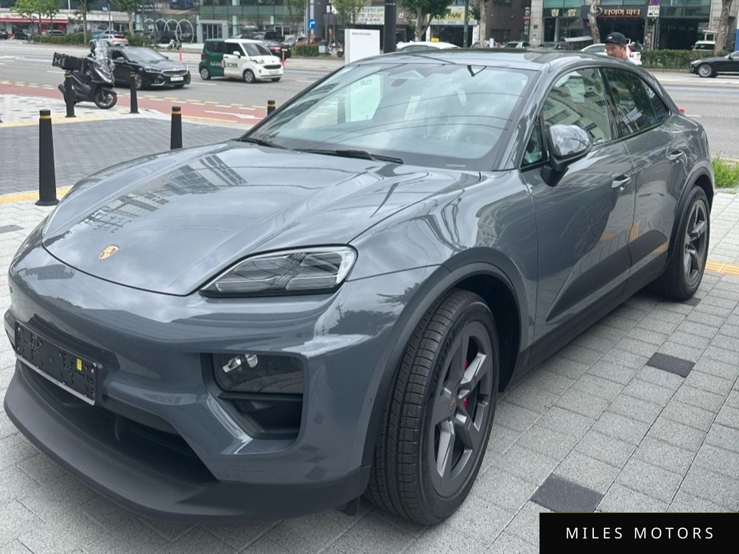 Porsche Macan 2025 — миниатюра 5