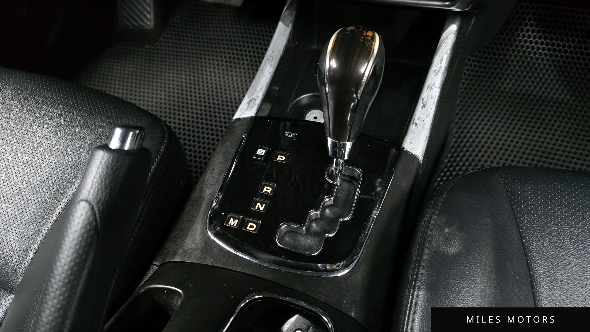 KG Mobility KORANDO 2015 — миниатюра 9