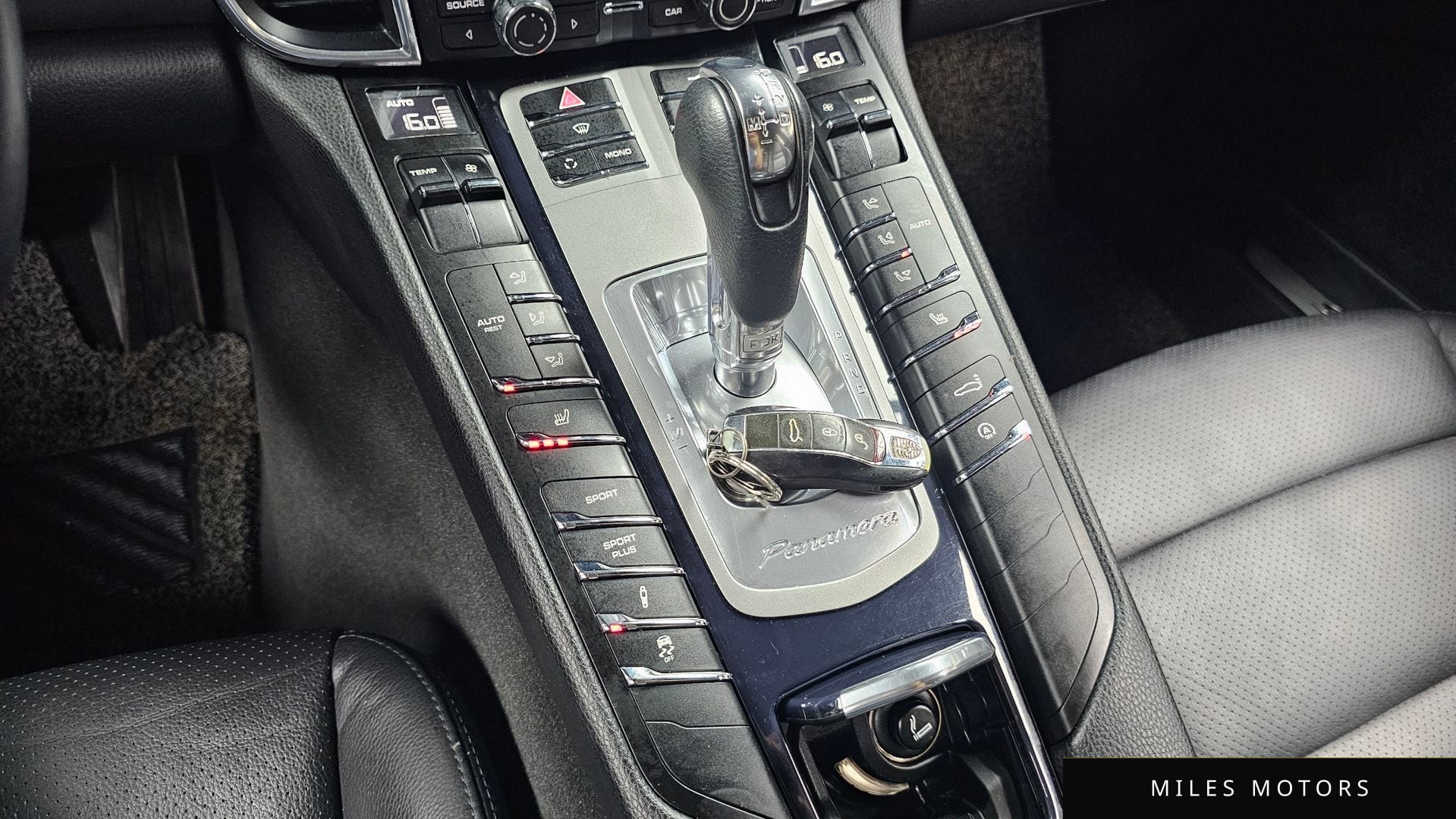 Porsche 파나메라 2010 — миниатюра 9